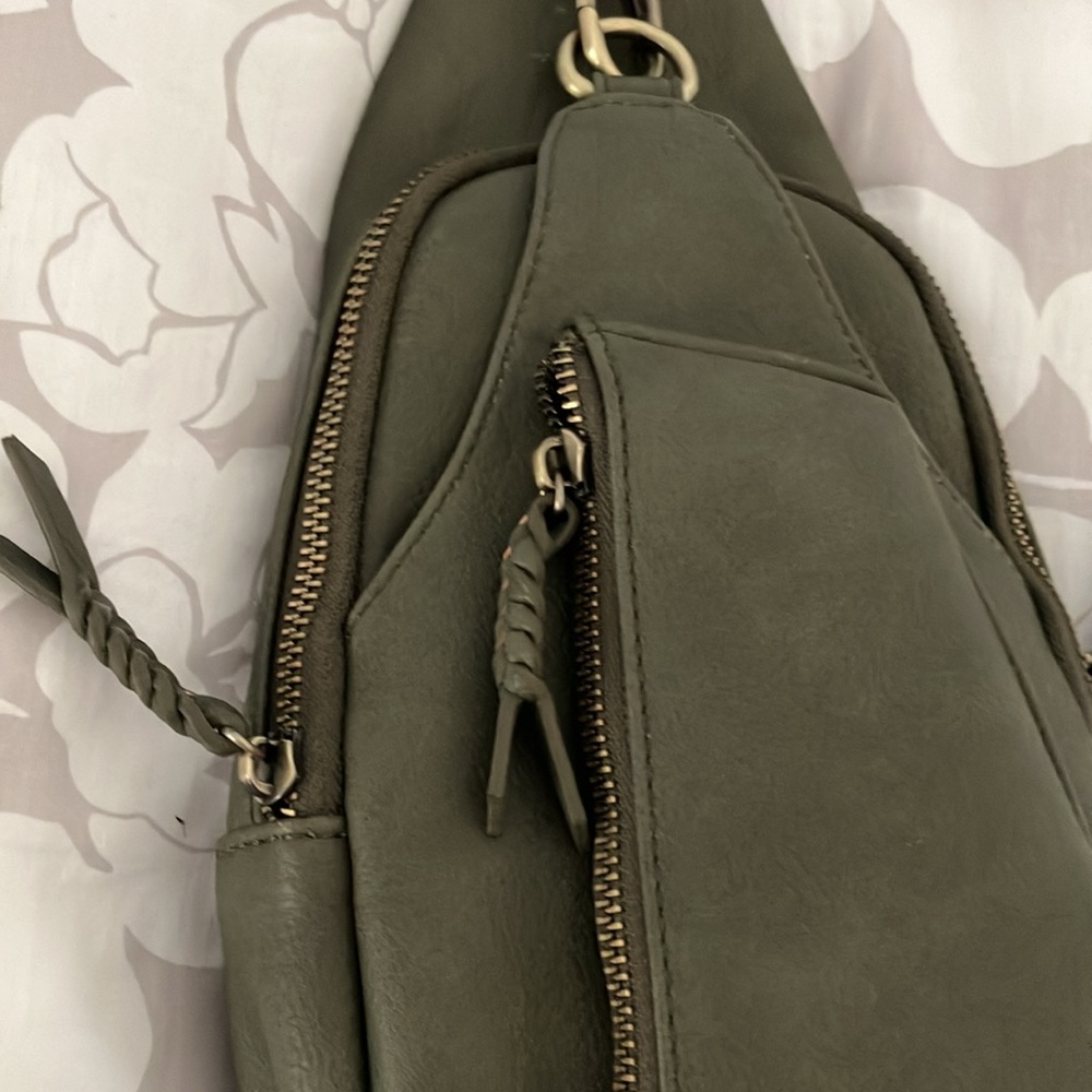 Cross body travel security pouch with boho wide strap EUC - Picture 4 of 8